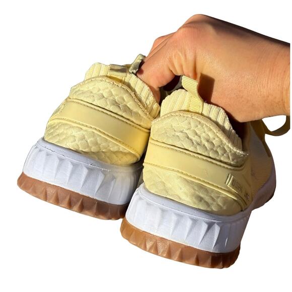 Women's U.S. Polo Assn Butter Yellow Lightweight Knit Sneakers Shoes - Size: 8.5 - Picture 5 of 7